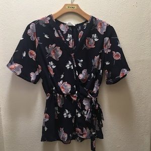 💙 EUC Sienna Sky Faux Wrap Blouse